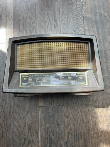 Pilot bakelite valve - bakelite, radio