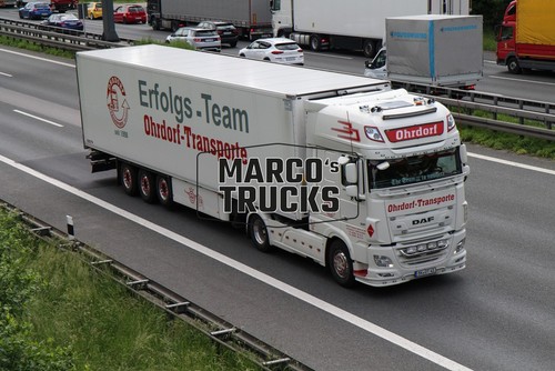 Truck photo daf box - xf, trailer