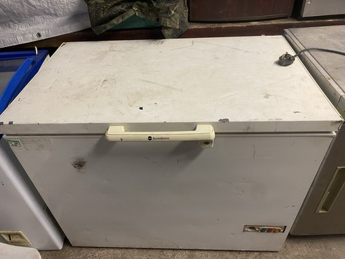 Commercial chest freezer - commercial,