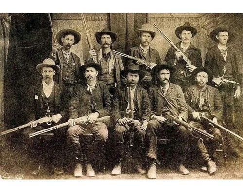 Old west bounty - old, hunters