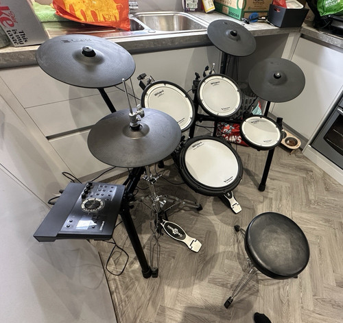 Roland kvx electronic - roland,