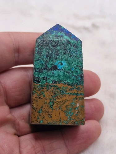 66g azurite point - point, tower