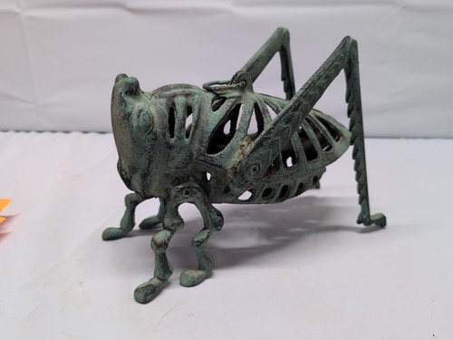 Cast iron grasshopper - cast,