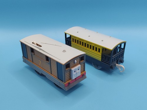 Trackmaster toby henrietta - &,