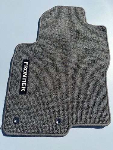 New oem nissan frontier crew - nissan,