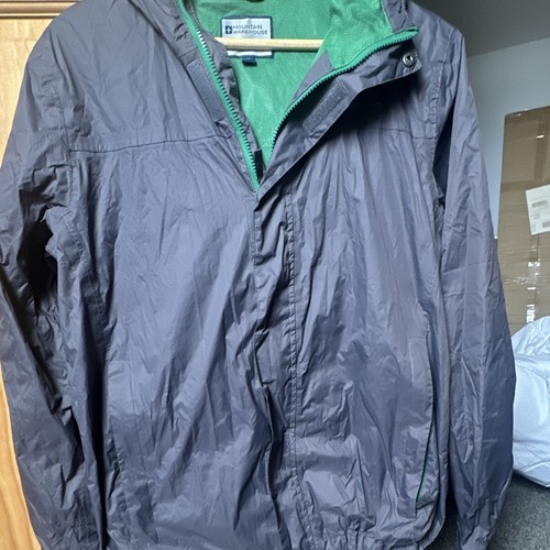 Mountain warehouse shower - warehouse,