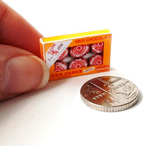 DOLLS HOUSE MINIATURE 1:12 *
