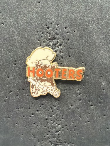 Hooters hootie the owl - hootie,