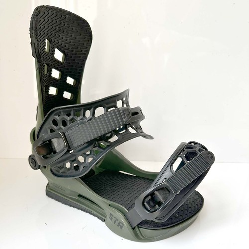 Used union str snowboard - used,