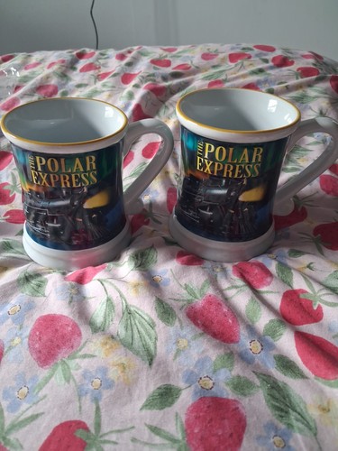Polar express 2x3d train mugs - express,