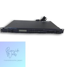Roland D-110 Synthesizer