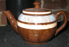 Sadler Brown Betty Teapot