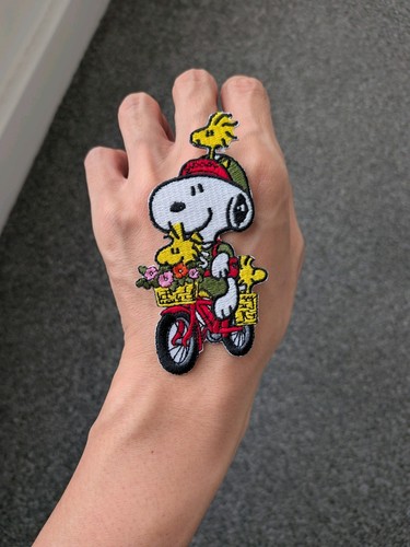 Snoopy woodstock peanuts cute - snoopy,