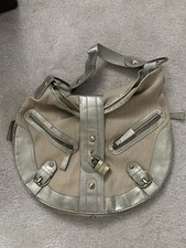 River island gold - river, hobo