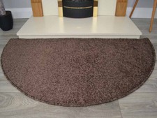 Half round rug - round, semi