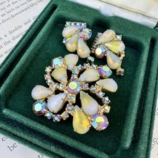Vintage Opaline Brooch