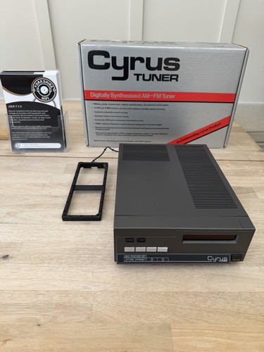 Mission cyrus one - one, tuner