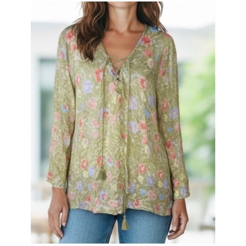 Nwt billabong green floral - green,