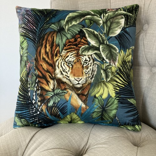 Prestigious bengal tiger - bengal,