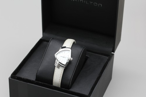 Near mint box - [near,