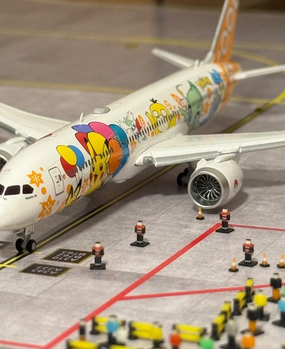 400 scale airport model - 1:400,