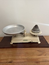 Vintage Harper balance kitchen scales & Full Set Of Weights