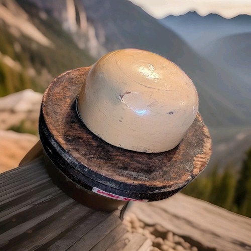 Vintage wooden derby hat - derby, block
