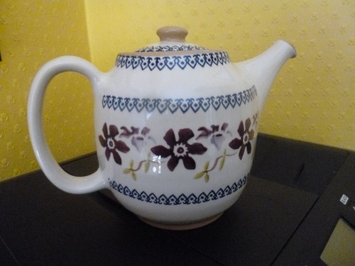 Nicholas mosse pottery - pottery,