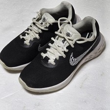 Nike Women's Revolution 6 Next