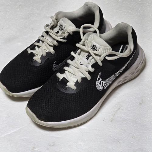 Nike women revolution - 6, next