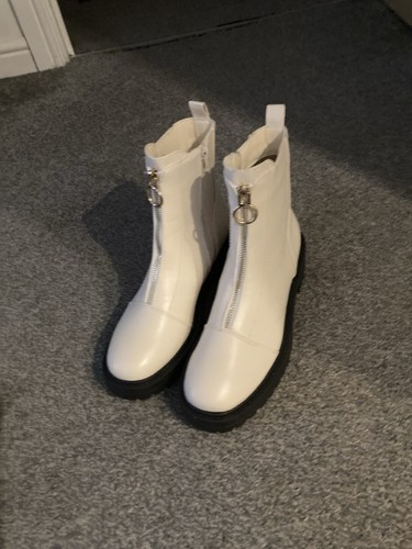 Cream boots - cream,