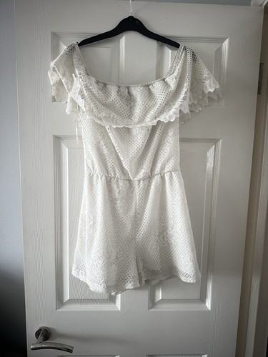 Lipsy london white - london,