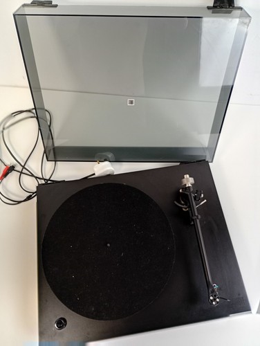 Rega planar turntable - rega, 3