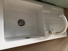 white ceramic kitchen sink