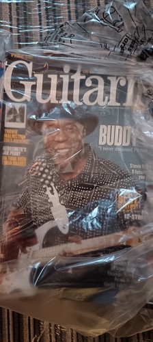 Bundle guitar magazines - of,