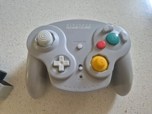 Gamecube wavebird controller - gamecube,