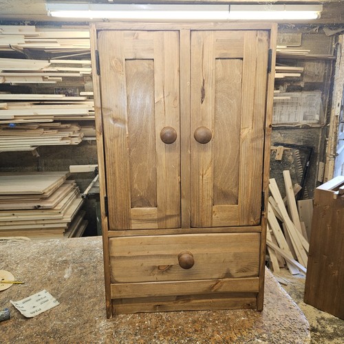 Kitchen cabinet redwood - kitchen,