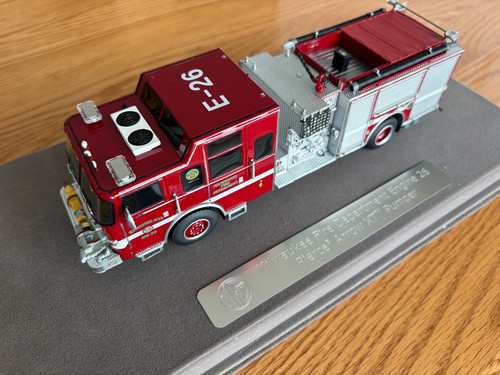 Fire replicas milwaukee - 1/50,