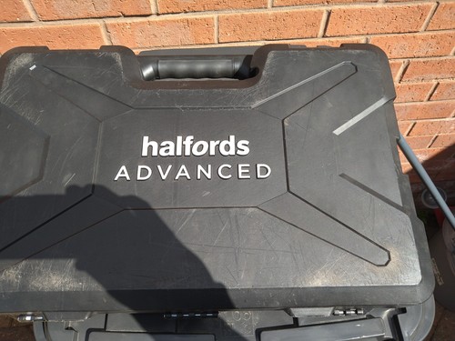 Halfords advanced 150 - 150, pc