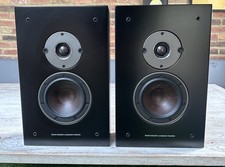 Dali Oberon On-Wall Speakers Pair - Dark Walnut