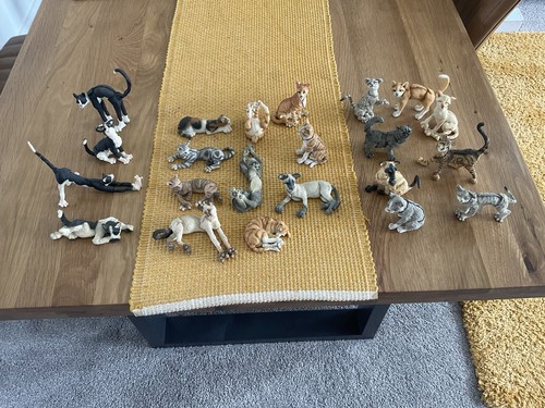 Cat ornaments selling as - selling,