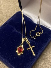 9ct Gold chain and 2 pendant