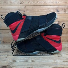 Nike Trainers Mens Size UK 12