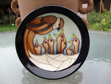 MOORCROFT   POTTERY.  BIRD AND