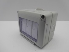 GEWISS 3 GANG 2 WAY IP55 MOISTUREPROOF WEATHERPROOF PLASTIC PVC SWITCH OUTDOOR