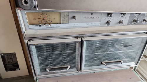 Frigidaire vintage 1960's