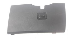 FBS500121 GLOVE COMPARTMENT /