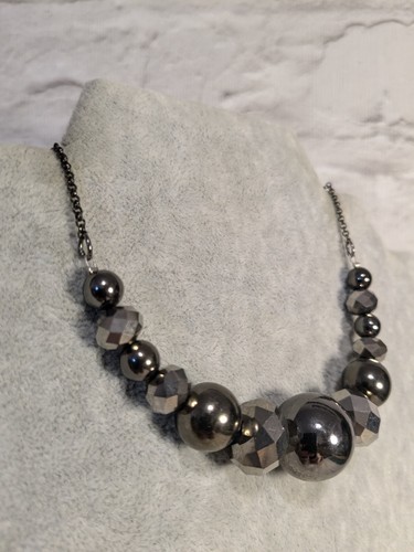 Bib necklace faceted - bib,