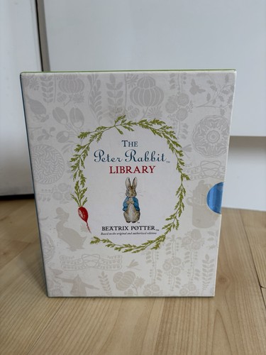 The peter rabbit - rabbit, library