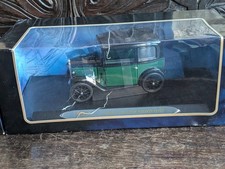 1:18 Scale Ricko 1932 Austin 7 De Luxe Saloon Green & Black Boxed. Mint MIB. 